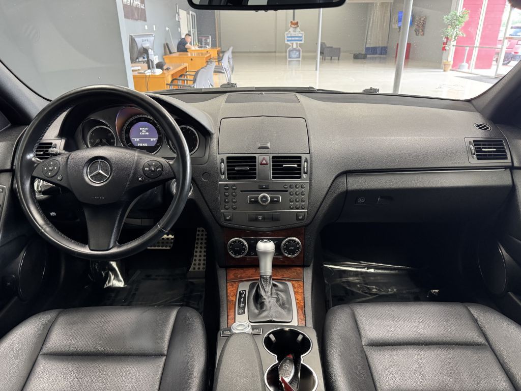 2011 Mercedes-Benz C-Class Image 18