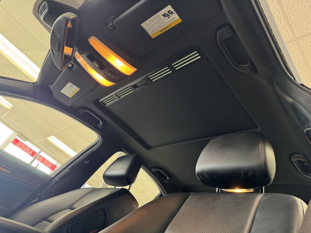 2011 Mercedes-Benz C-Class Image 20