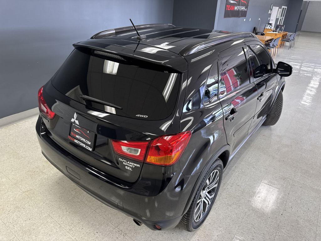 2016 Mitsubishi Outlander Image 7