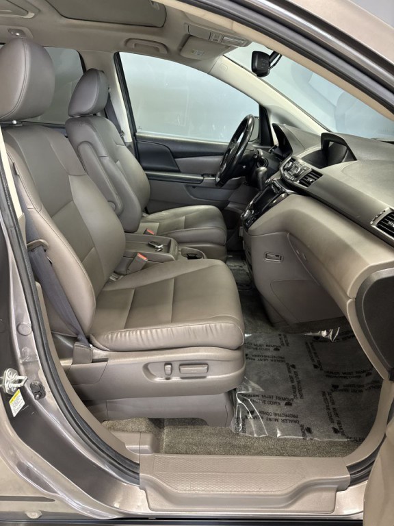 2014 Honda Odyssey Image 15