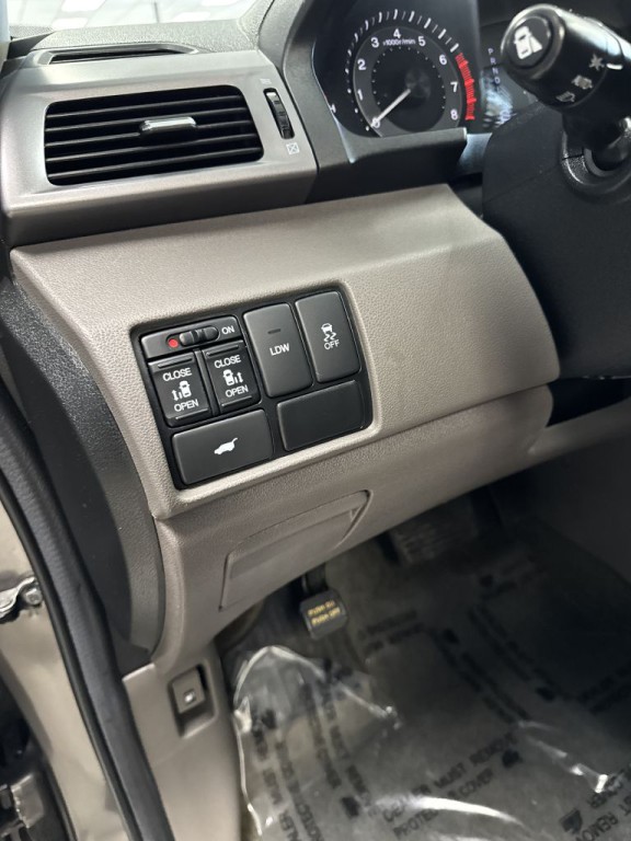 2014 Honda Odyssey Image 21