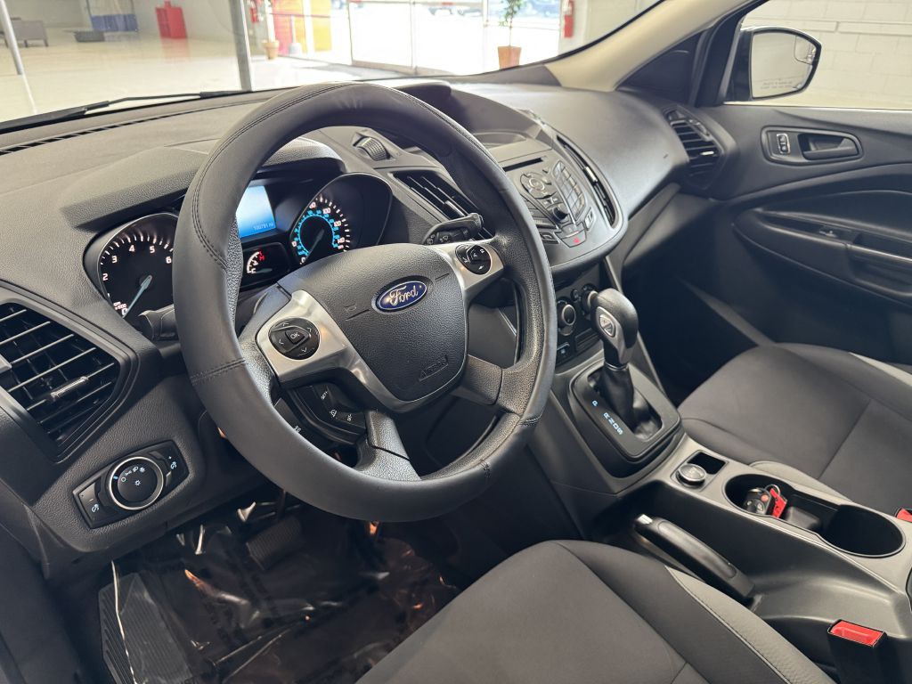 2016 Ford Escape Image 16