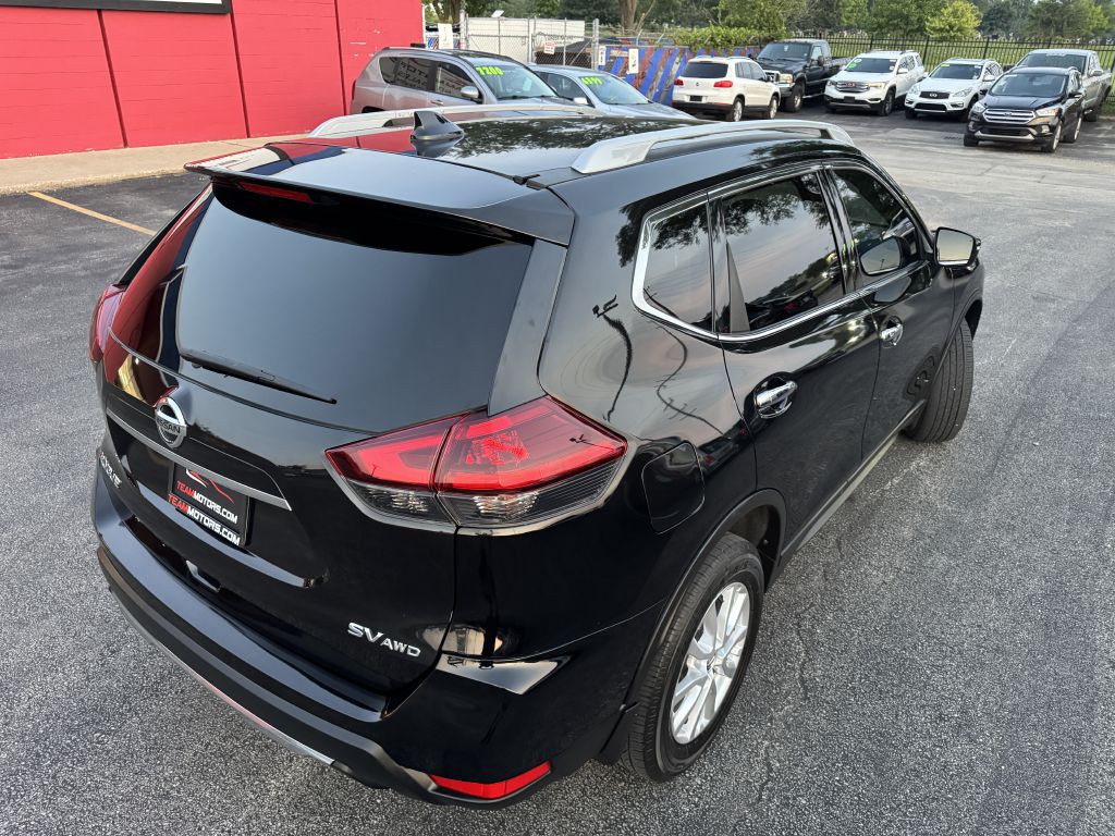 2018 Nissan Rogue Image 11