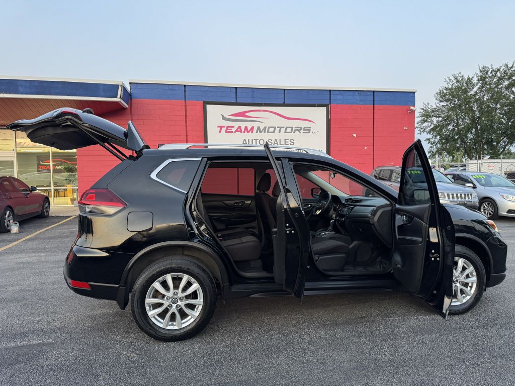 2018 Nissan Rogue Image 13