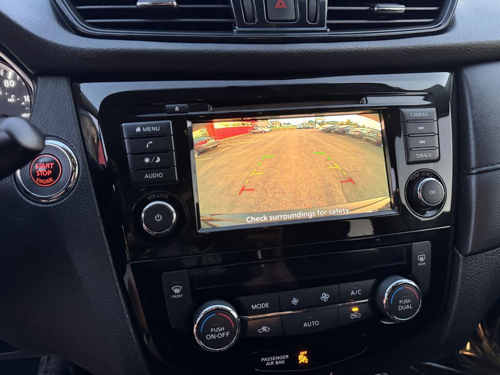 2018 Nissan Rogue Image 28