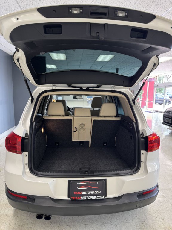 2013 Volkswagen Tiguan Image 11