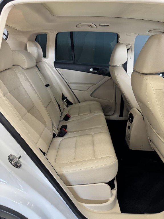 2013 Volkswagen Tiguan Image 14