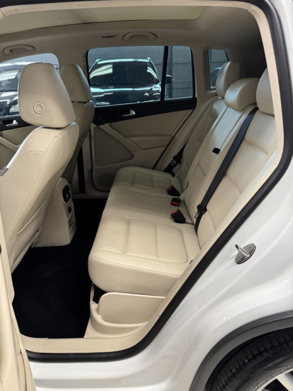 2013 Volkswagen Tiguan Image 15