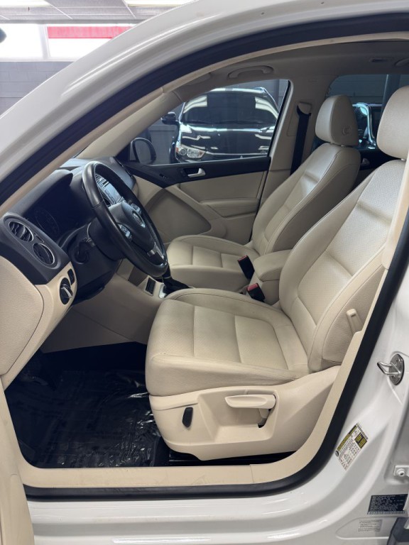 2013 Volkswagen Tiguan Image 17
