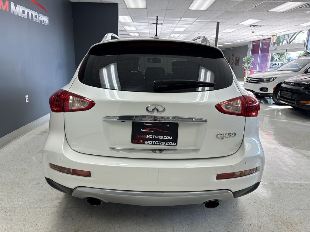 2016 INFINITI QX50 Image 9