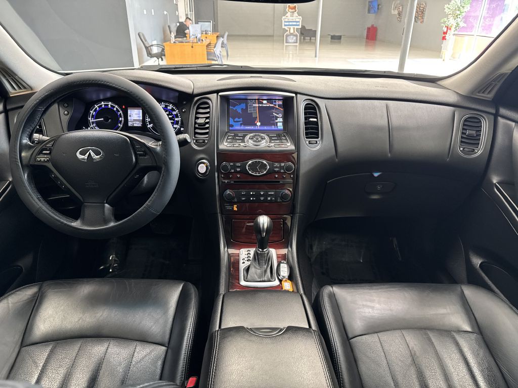 2016 INFINITI QX50 Image 18