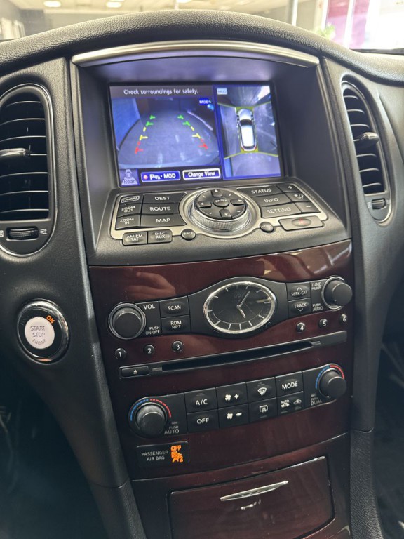 2016 INFINITI QX50 Image 24