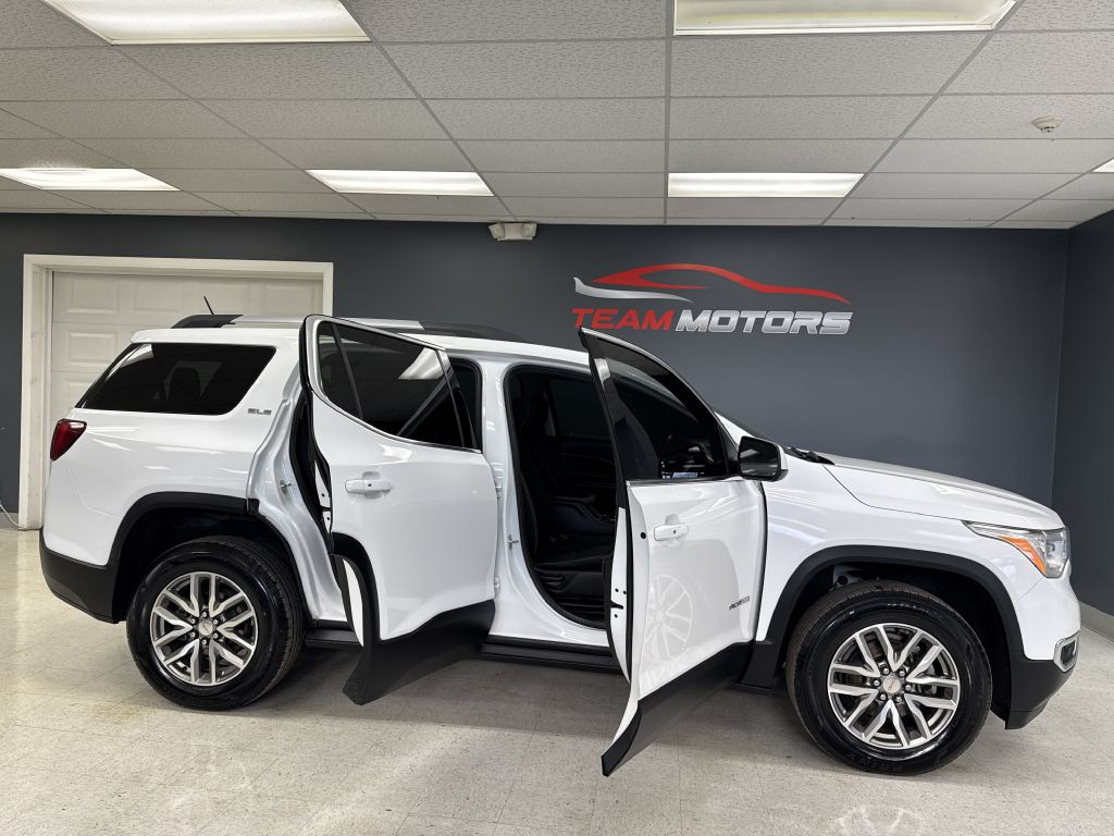 2018 GMC Acadia Image 11