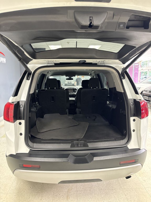 2018 GMC Acadia Image 12
