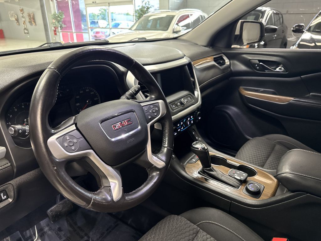 2018 GMC Acadia Image 21