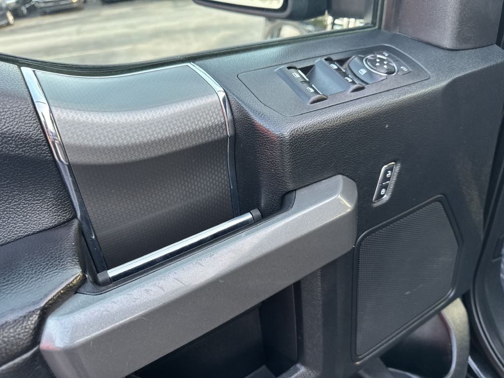 2017 Ford F-150 Image 25
