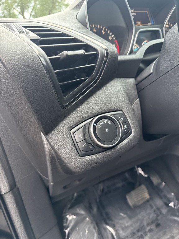 2017 Ford Escape Image 24