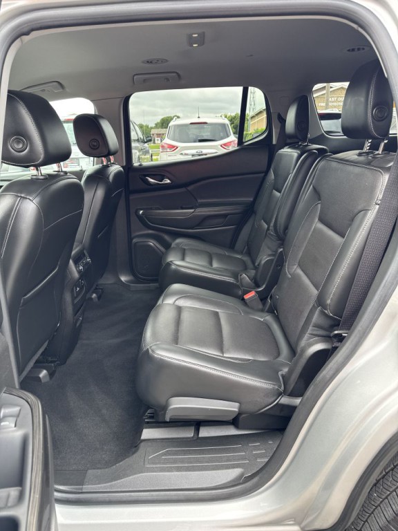 2017 GMC Acadia Image 16