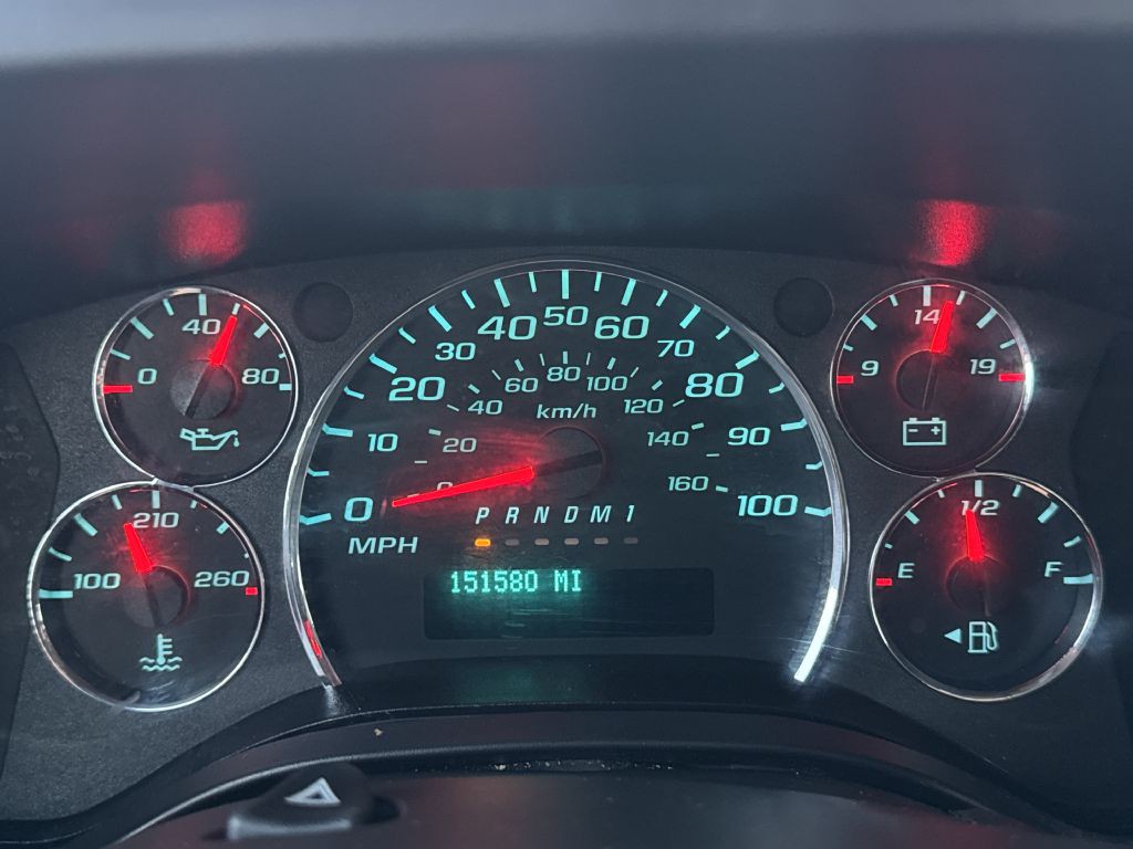 2020 Chevrolet Express Image 26