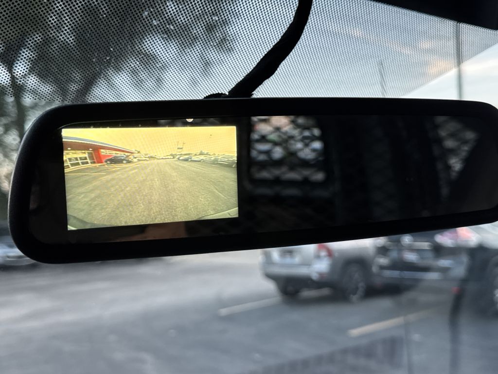 2020 Chevrolet Express Image 27