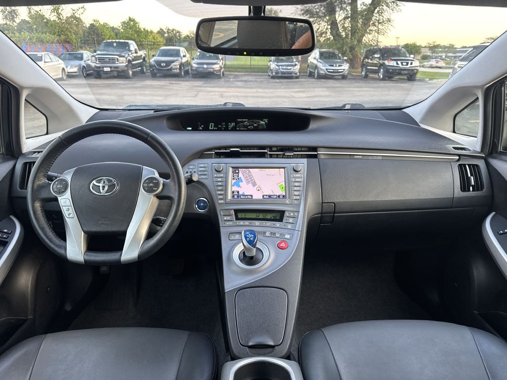 2015 Toyota Prius Image 20