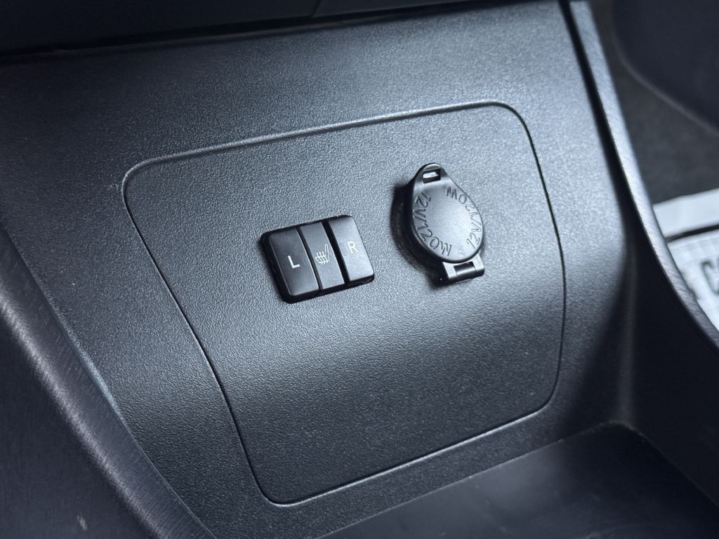 2015 Toyota Prius Image 30