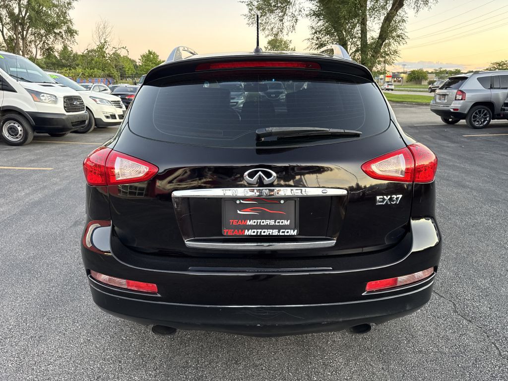 2013 INFINITI EX37 Image 9