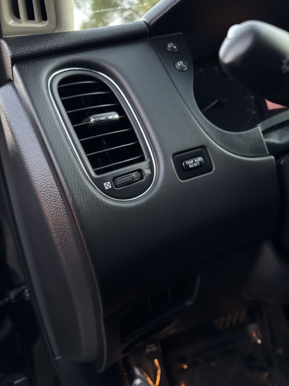 2013 INFINITI EX37 Image 24