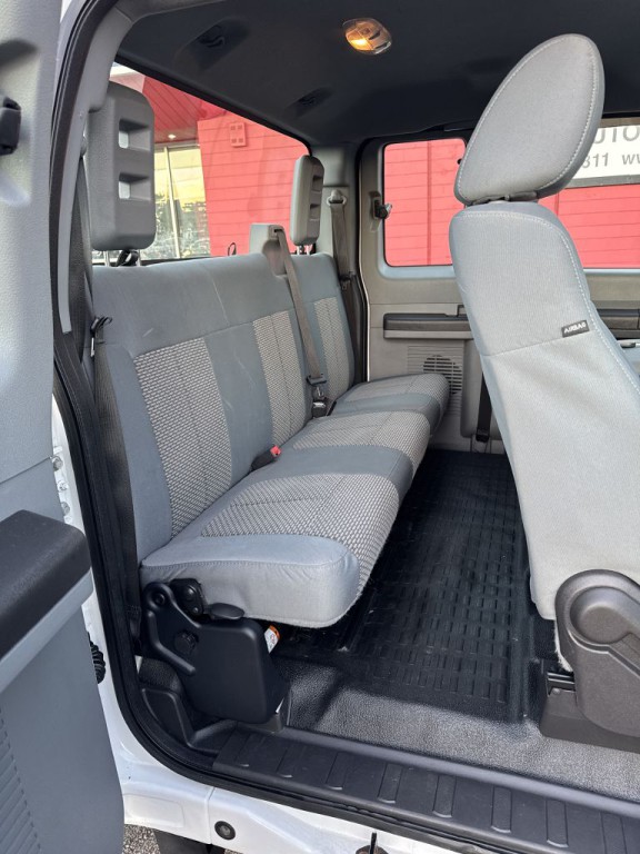 2015 Ford F-250 Image 16