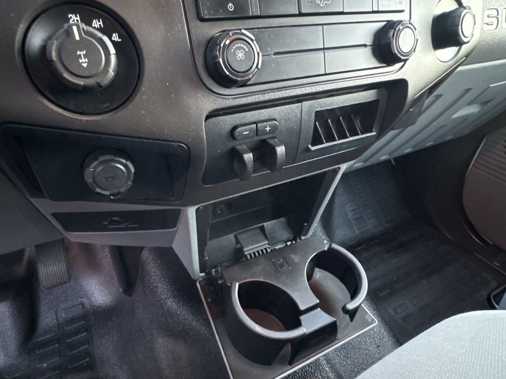 2015 Ford F-250 Image 27
