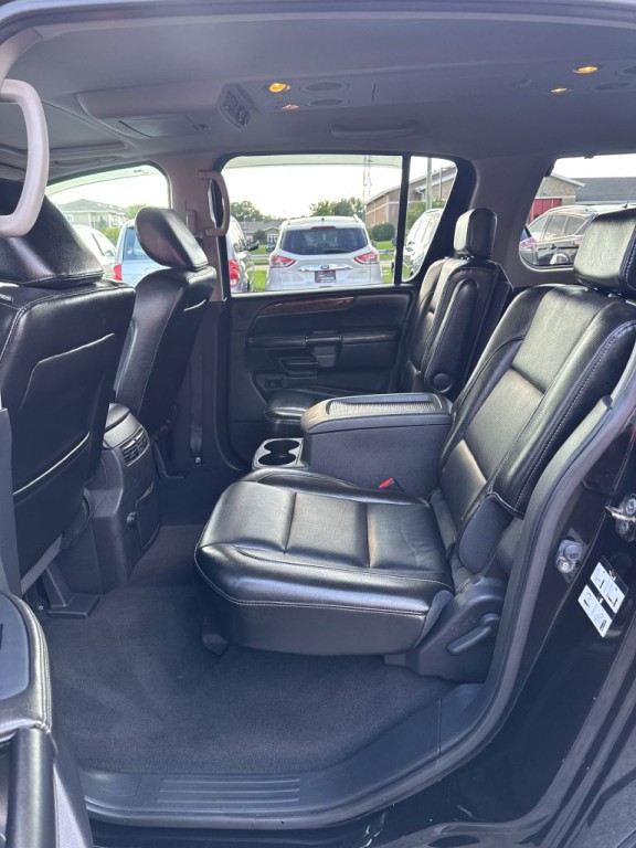 2011 Nissan Armada Image 17
