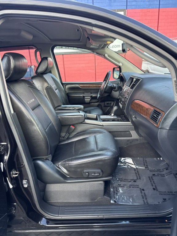 2011 Nissan Armada Image 18