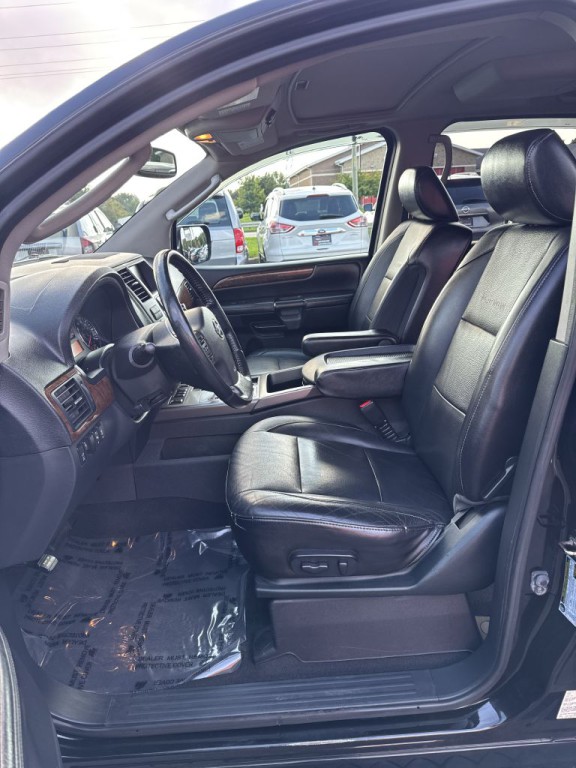 2011 Nissan Armada Image 19