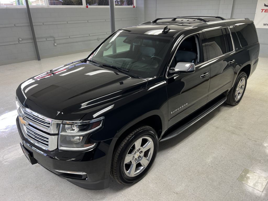 2016 Chevrolet Suburban Image 8