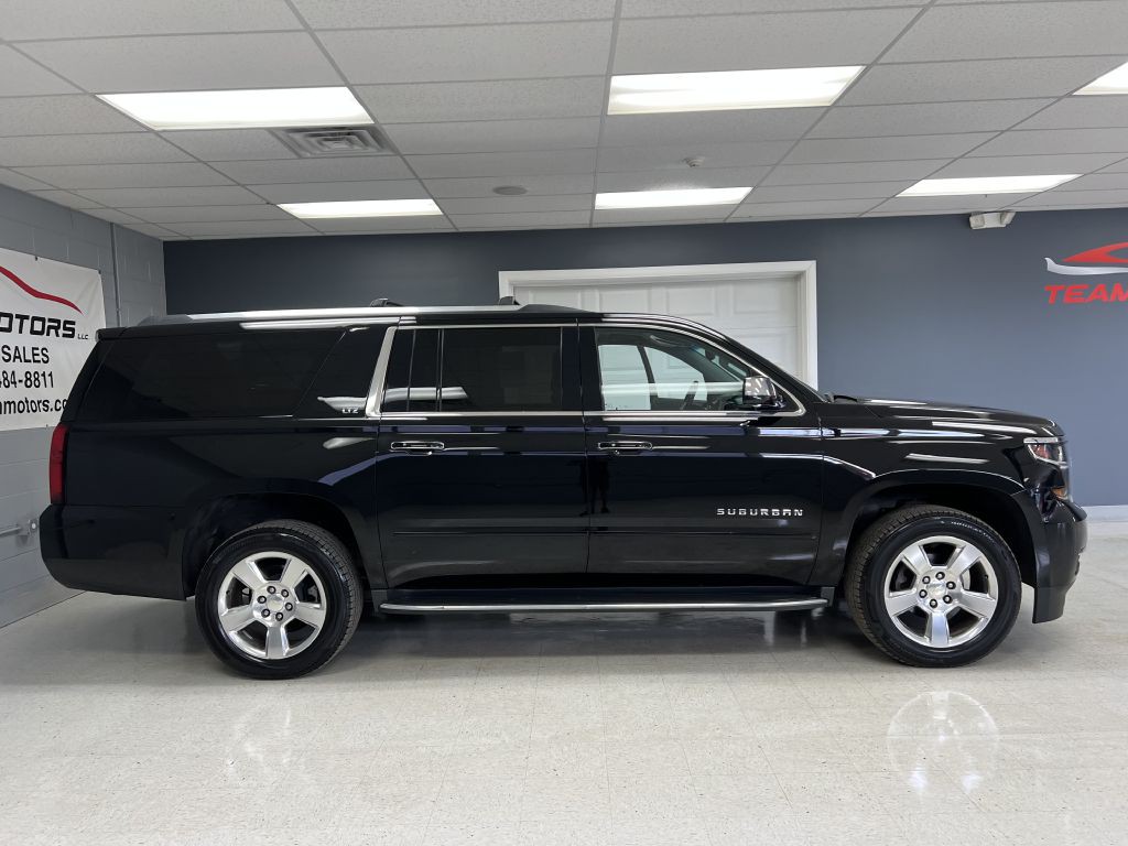 2016 Chevrolet Suburban Image 25