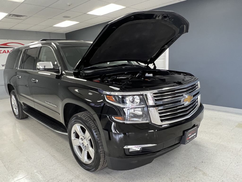 2016 Chevrolet Suburban Image 36