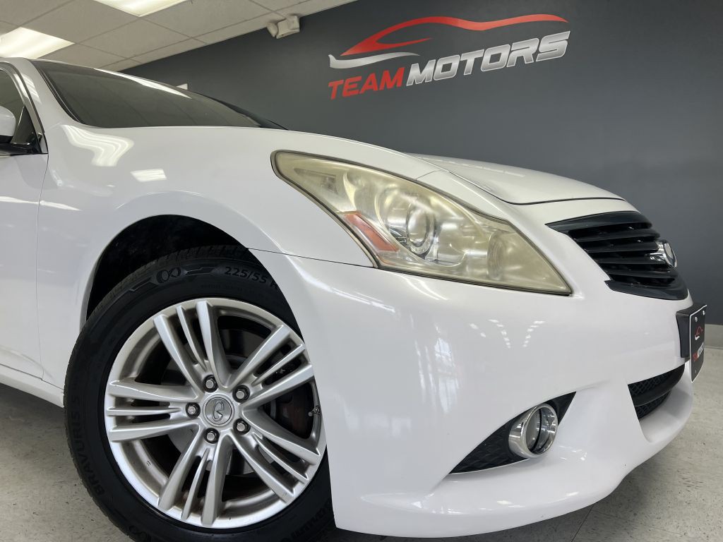 2012 INFINITI G25 Image 4