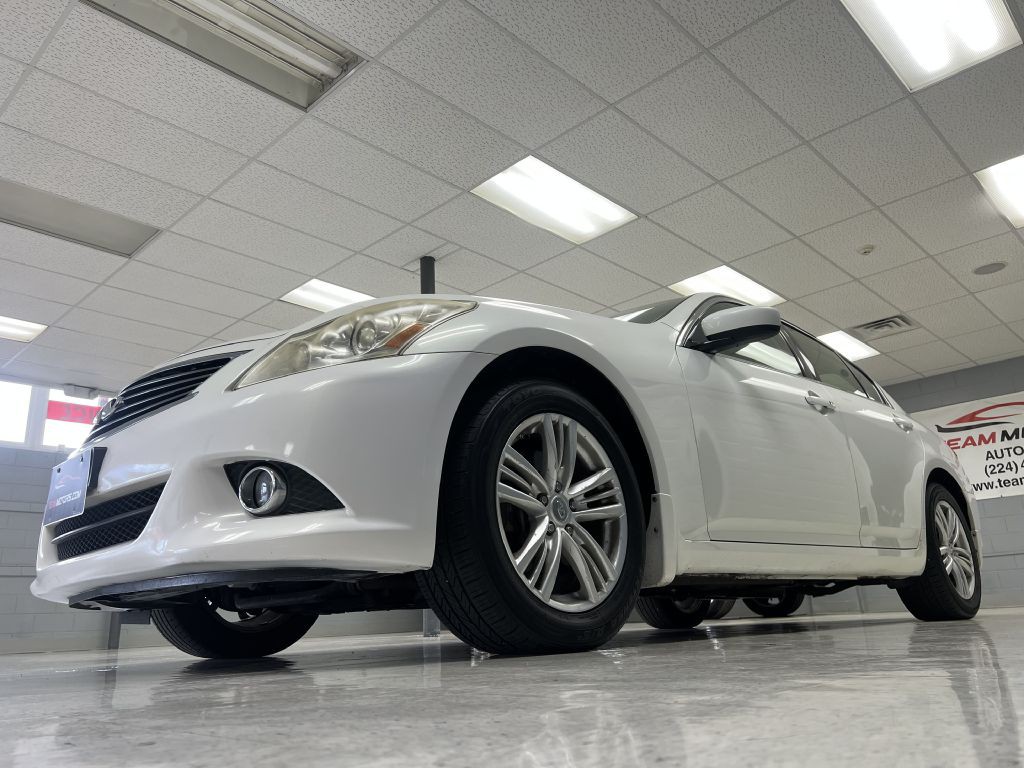 2012 INFINITI G25 Image 8