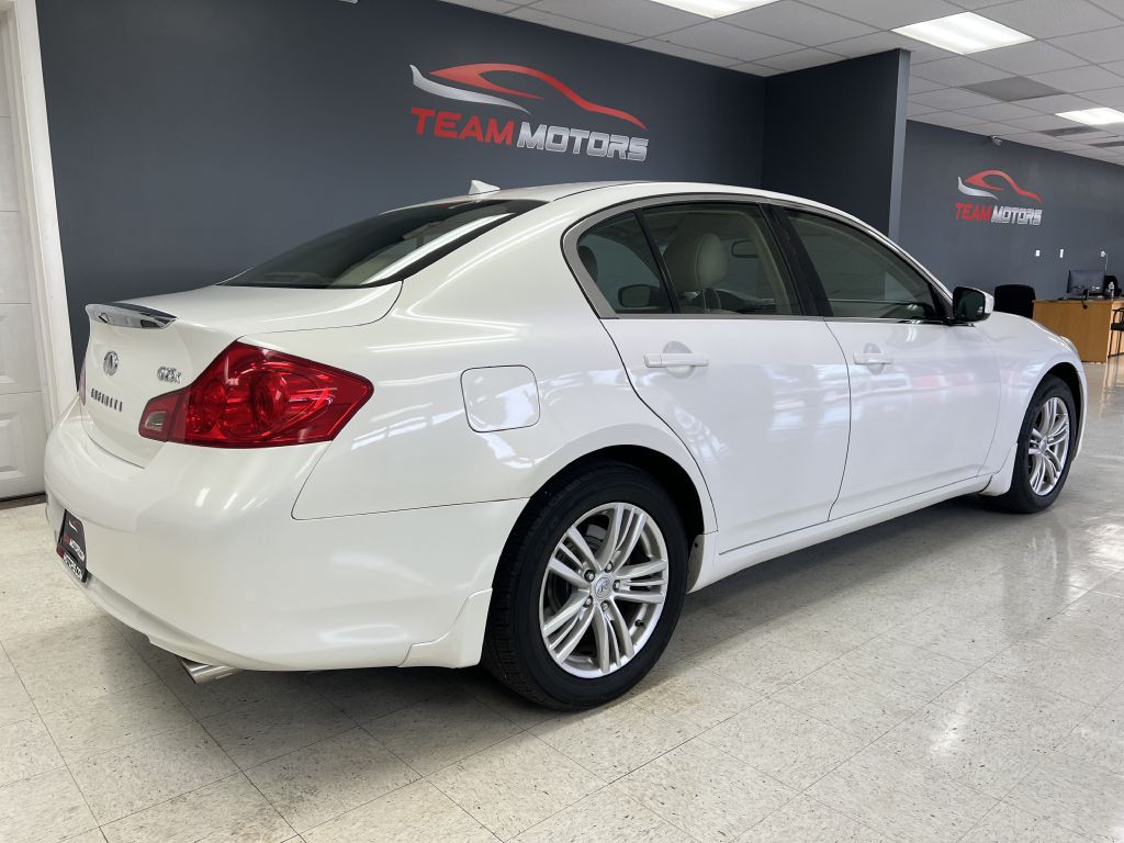 2012 INFINITI G25 Image 12