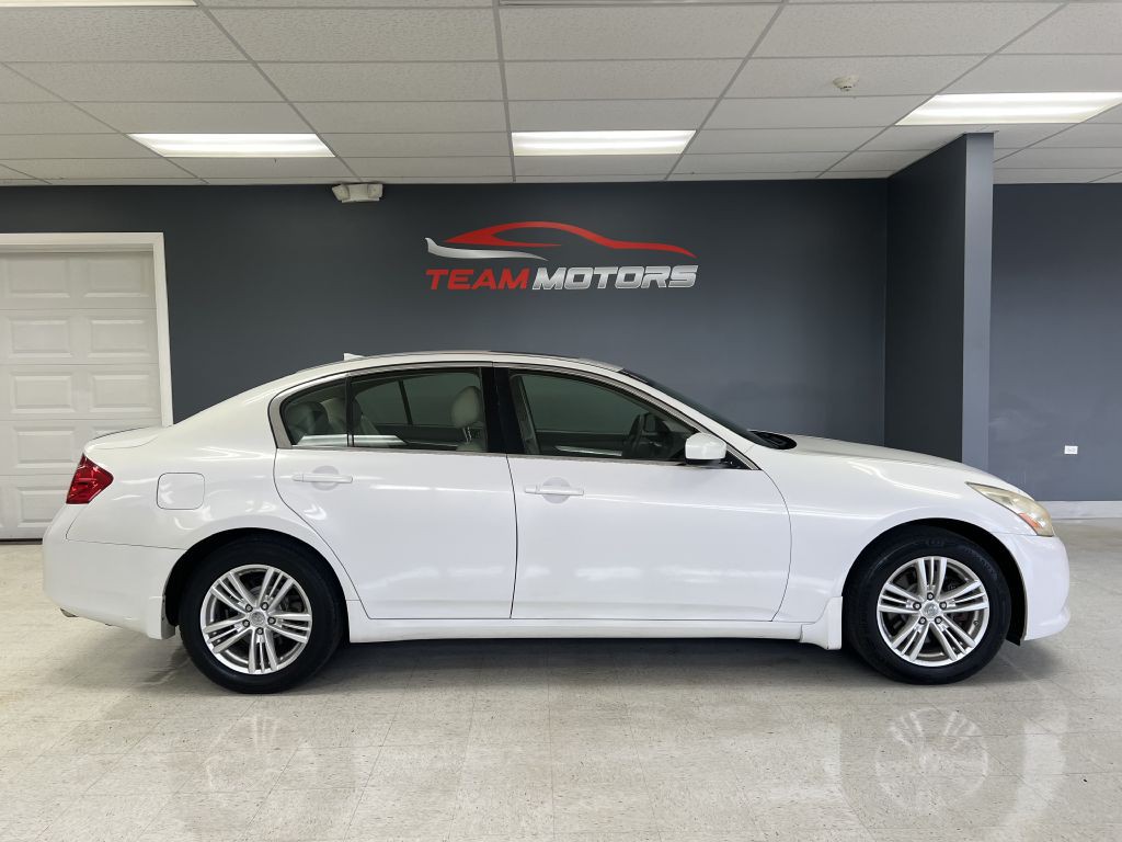 2012 INFINITI G25 Image 13