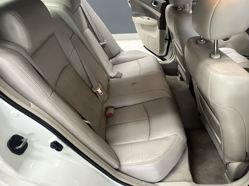 2012 INFINITI G25 Image 22