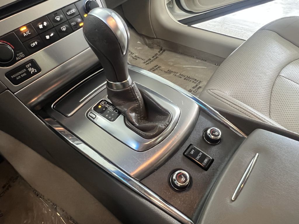 2012 INFINITI G25 Image 24