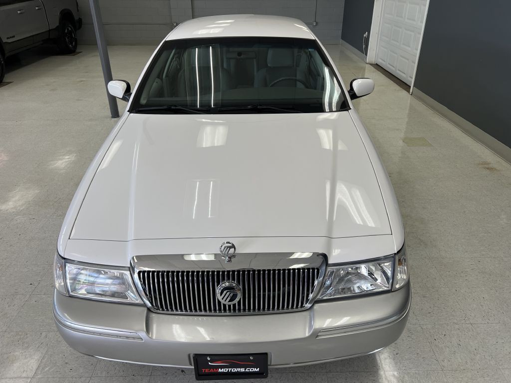 2004 Mercury Grand Marquis Image 5