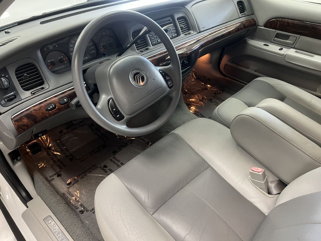 2004 Mercury Grand Marquis Image 15