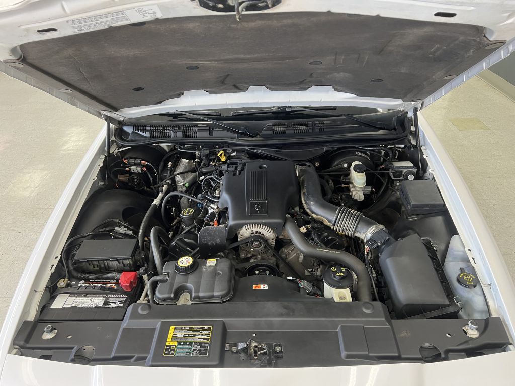 2004 Mercury Grand Marquis Image 35