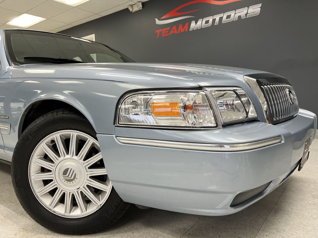 2009 Mercury Grand Marquis Image 4