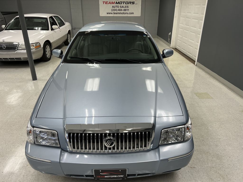 2009 Mercury Grand Marquis Image 6