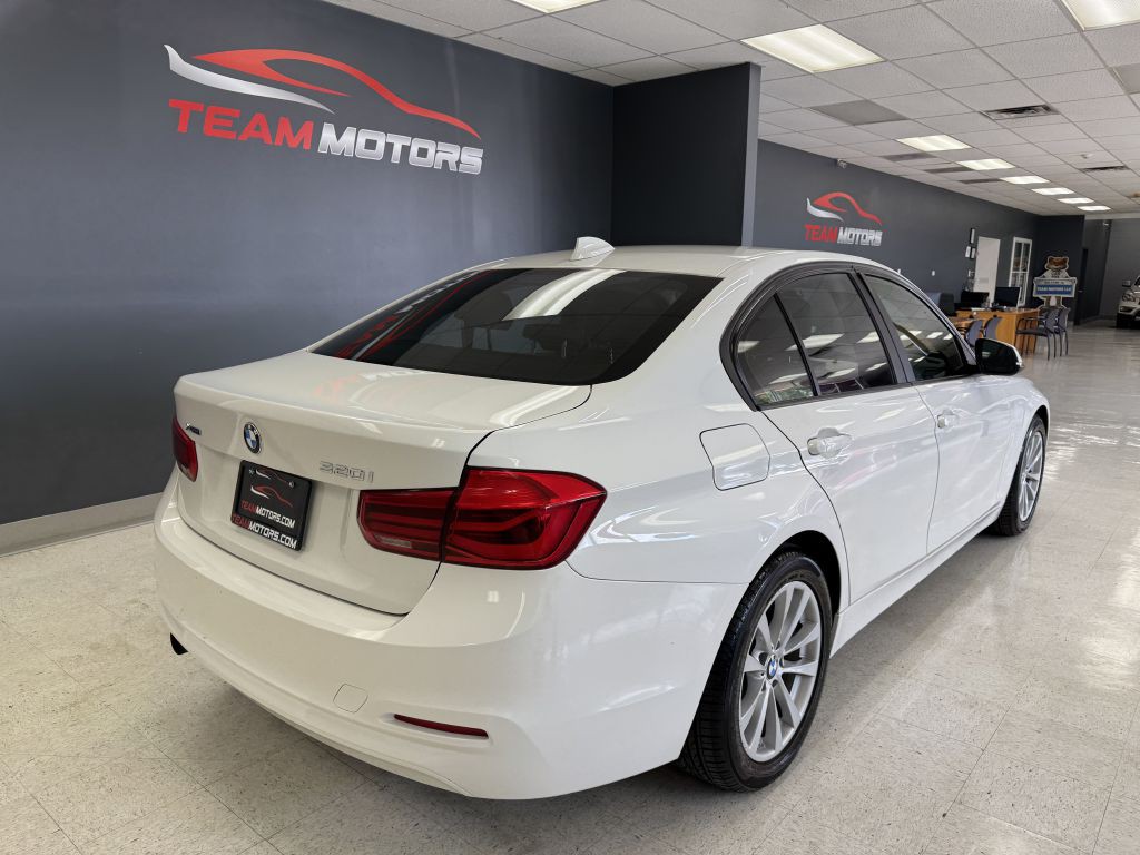 2016 BMW 3 Series Image 7