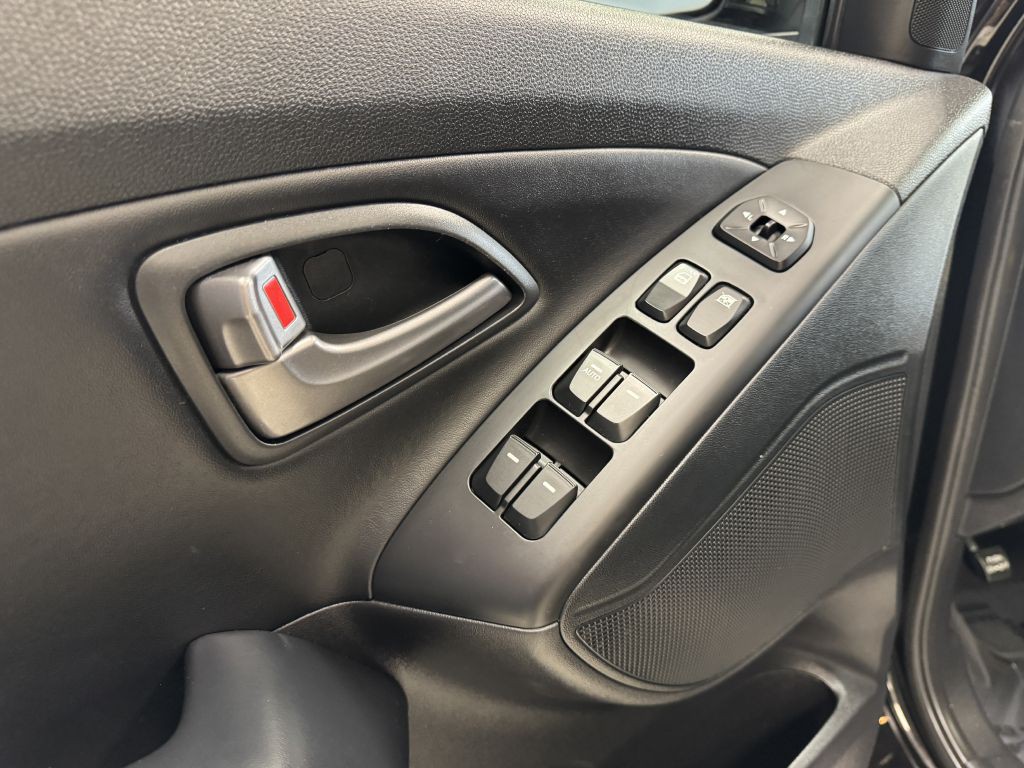 2015 Hyundai Tucson Image 22