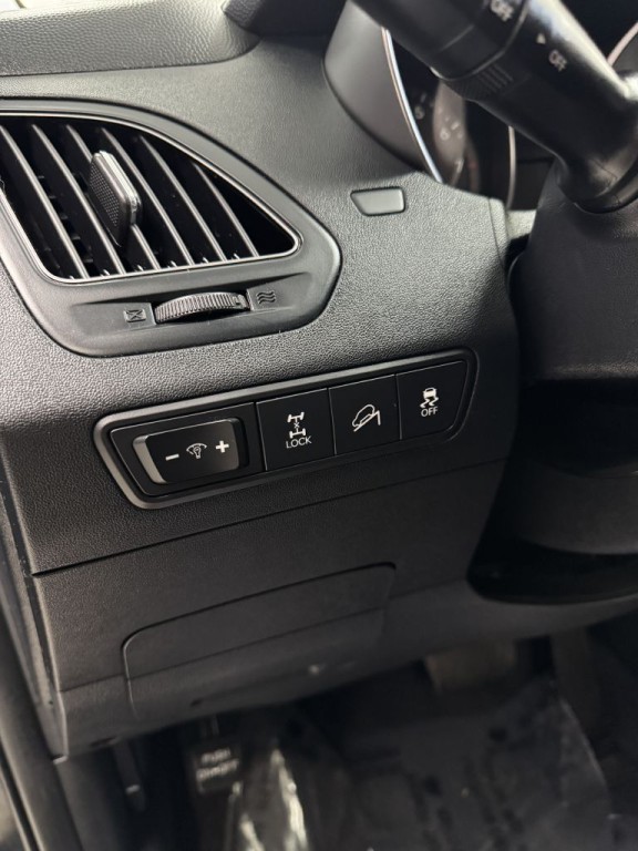2015 Hyundai Tucson Image 23